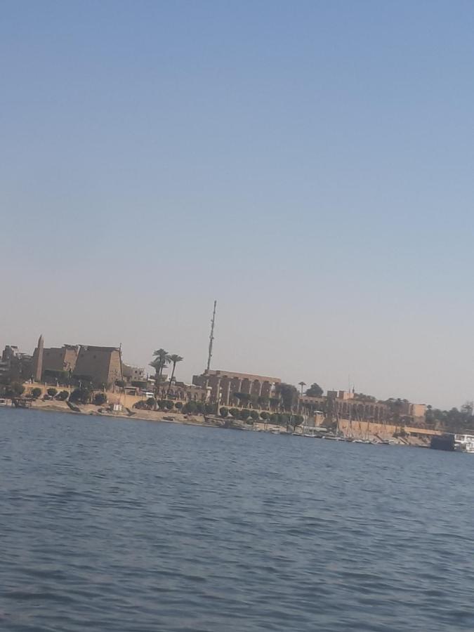 Nile Roof Hotel& Restaurant Luxor Exterior foto